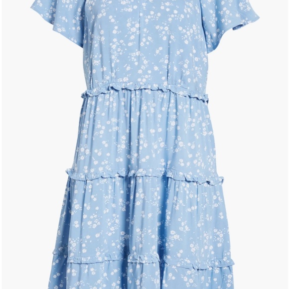 Women's Floral Flutter Sleeve Dress - Picture 6 of 8